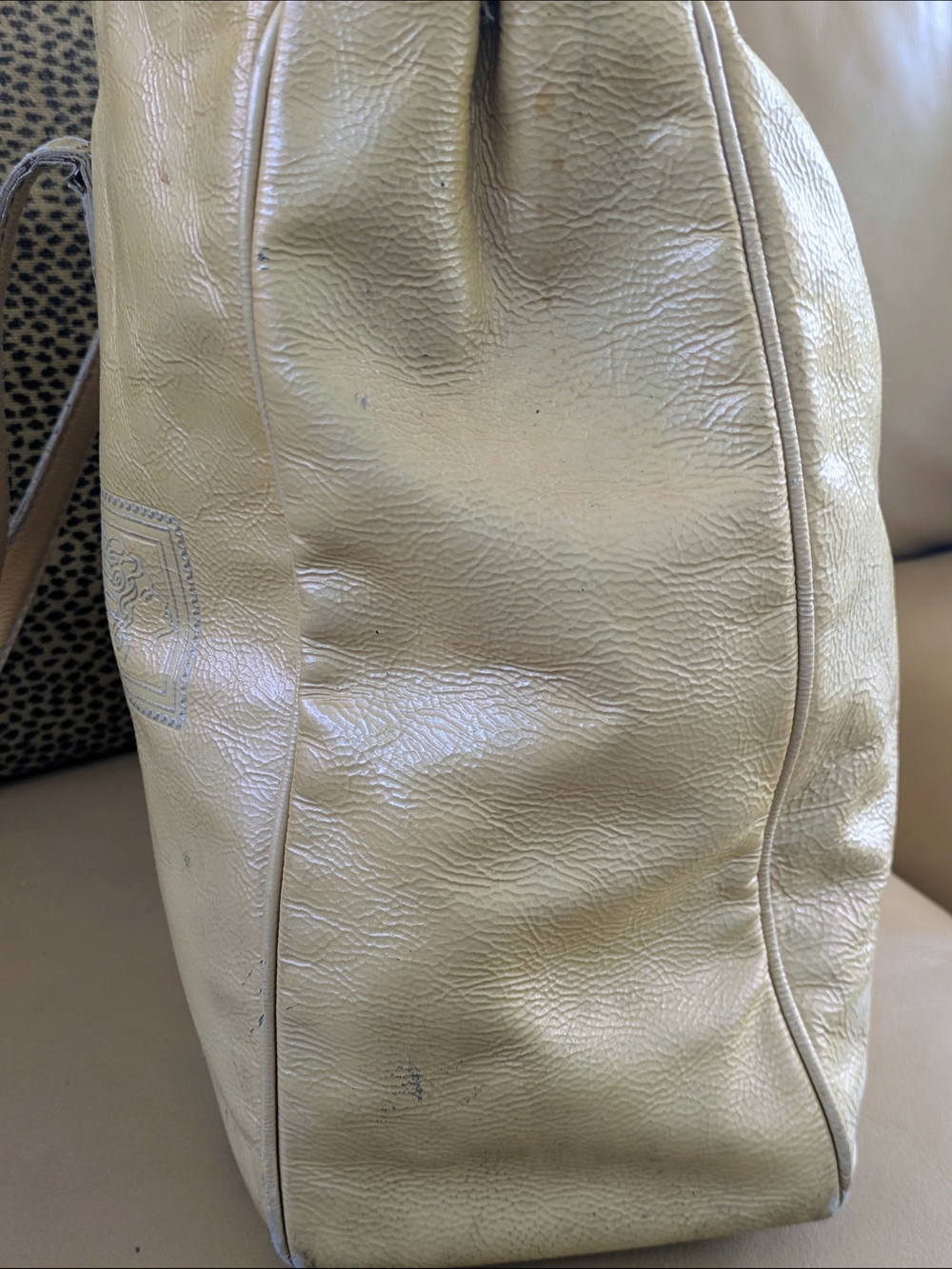 Yves Saint Laurent YSL Camel Beige Patent Leather Tote Bag Authentic - Picture 8 of 16